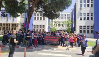 eu hastanesinde isyan sadaka degil alinterimizin karsiligini istiyoruz l6z6wyT7