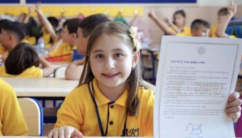 karneler alindi tatil basladi k8ChJnCe
