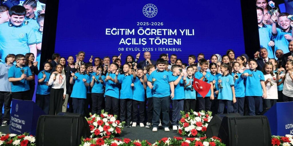 821 bin ogretmen atamasi qQIE2yuZ